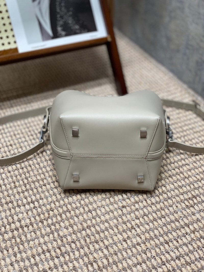 Y51 top handle bags